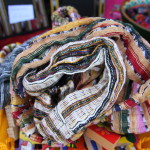Portaritratto in stoffa con colori tipici