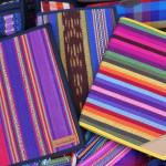 Portaritratto in stoffa con colori tipici